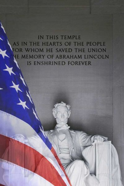 Washington DC, Lincoln Memorial and the US flag